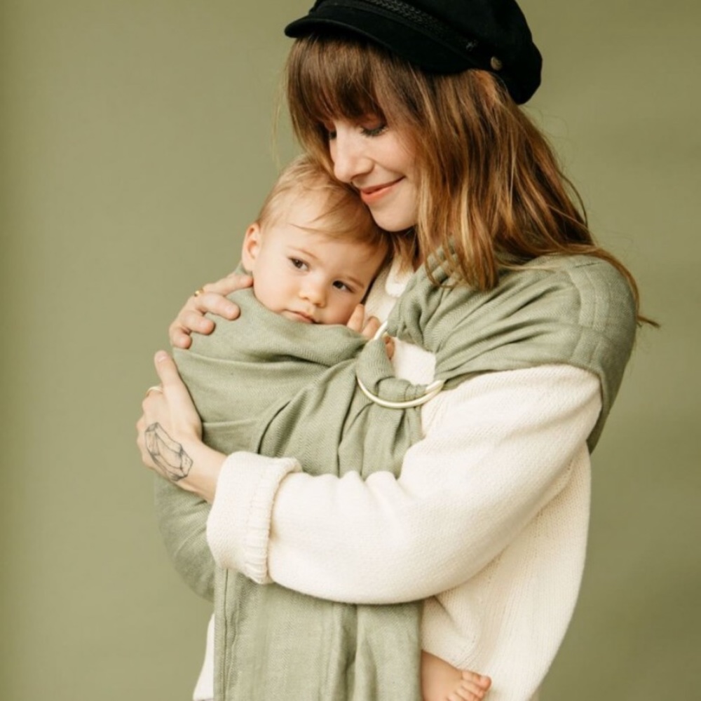 NWOT Wildbird Hylia sling